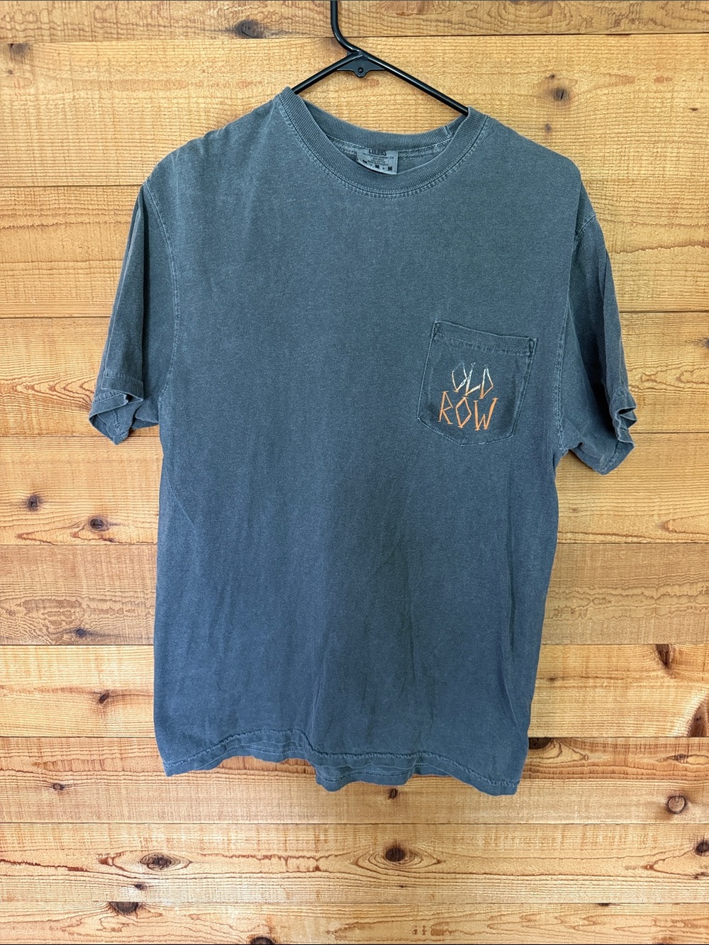 Men's Short-Sleeve Pocket Tee in Washed Charcoal with Orange Pocket Graphic